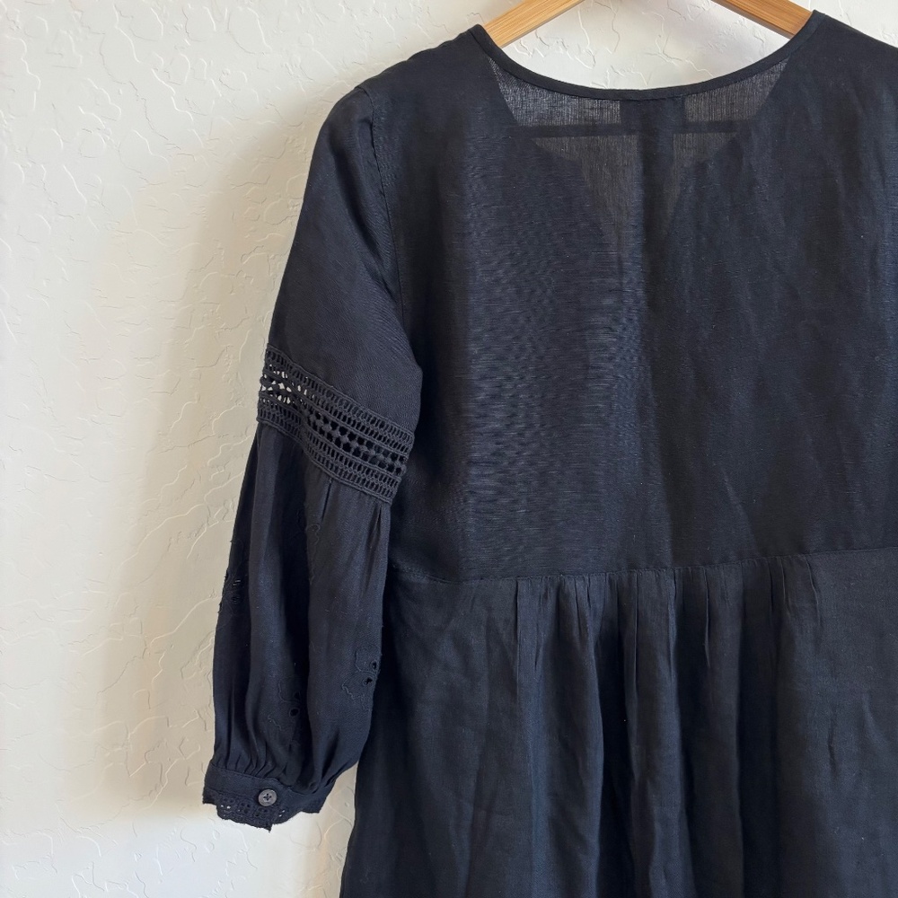 Tommy Bahama, Size XS St. Lucia Linen-Blend Split Neck Cover-Up Dress in black. - Picture 7 of 10